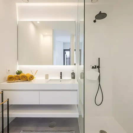 Aveiro Central Apartment דירה